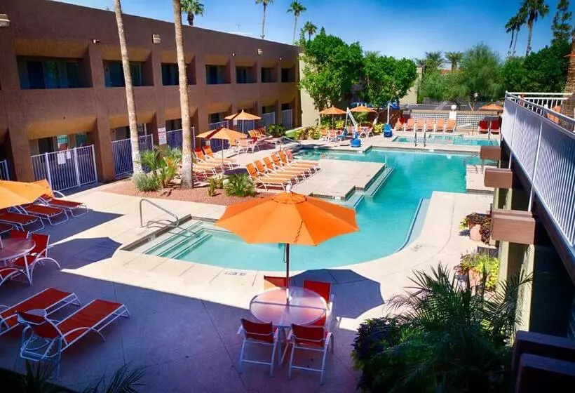 هتل Scottsdale Parkview