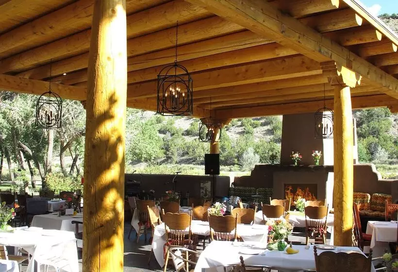 בית מלון כפרי Abiquiu Inn