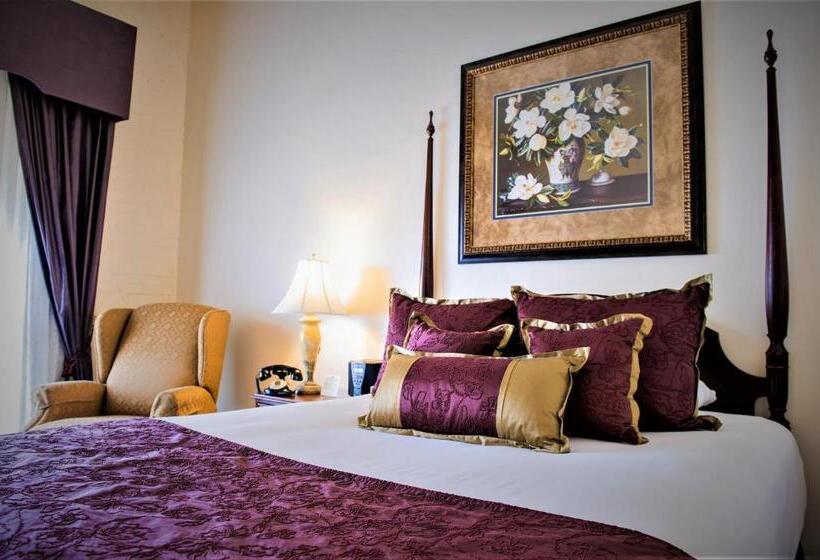 فندق At Old Town