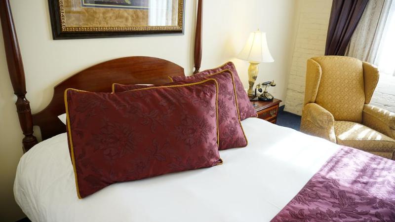 فندق At Old Town