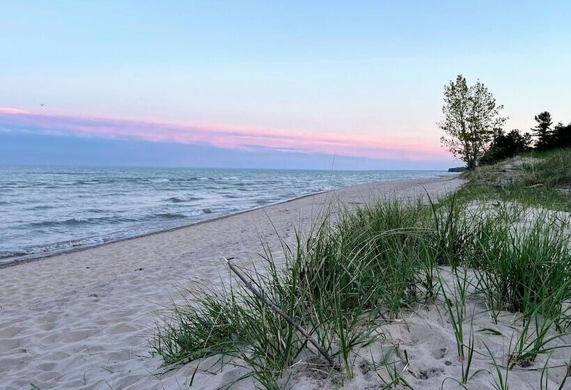 Otel Blue Harbor Resort And Conference Center