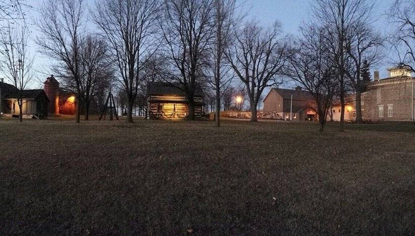 Otel Blue Harbor Resort And Conference Center