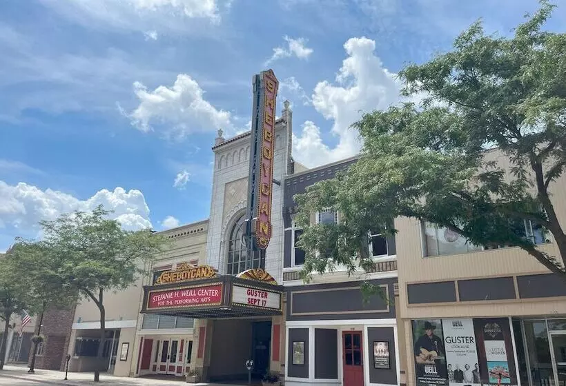 호텔 Blue Harbor Resort And Conference Center