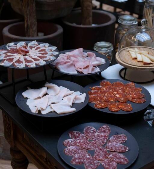 Hotel Cetina Palacio De Los Salcedo