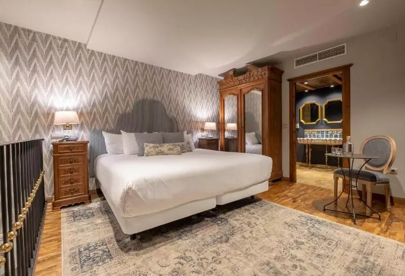 Hotell Cetina Palacio De Los Salcedo