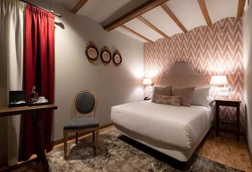 Hotell Cetina Palacio De Los Salcedo