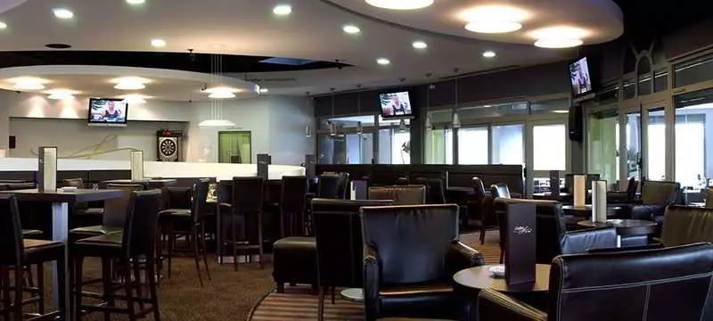 酒店 Du Golf D'arras