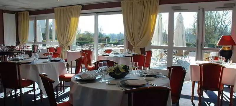 酒店 Du Golf D'arras