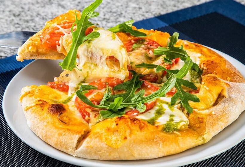 Отель Grand Fiesta Americana Chapultepec