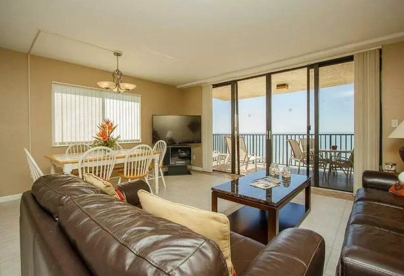 هتل Harborview Sea Winds