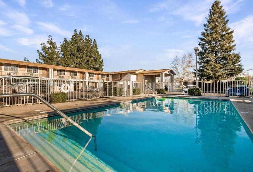 فندق Heritage Inn Express Chico