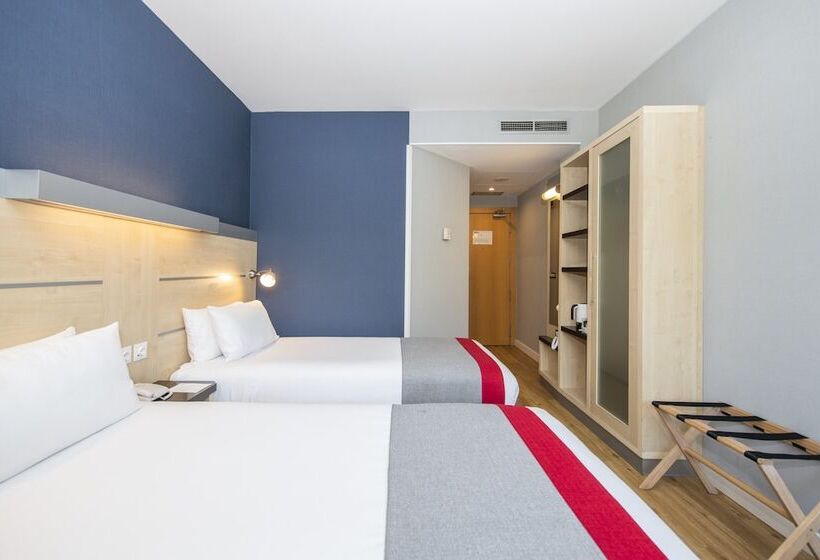 Отель Holiday Inn Express Barcelona   Montmeló, An Ihg