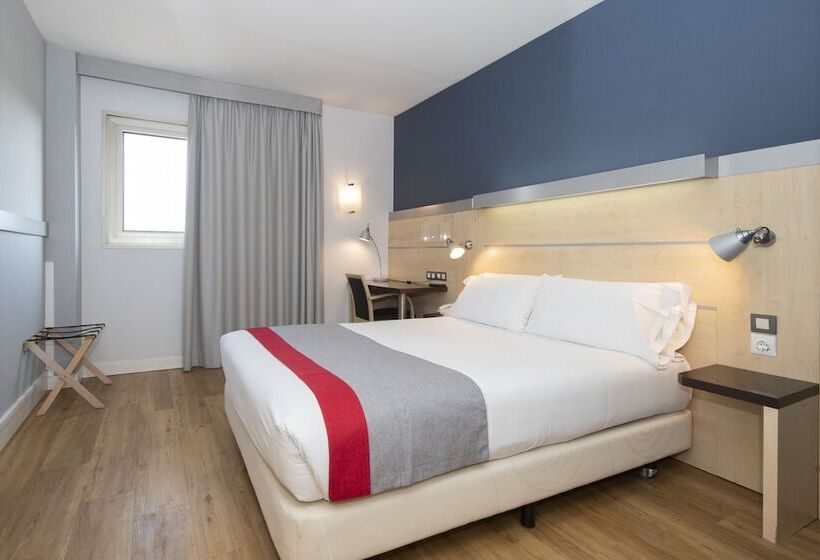 Отель Holiday Inn Express Barcelona   Montmeló, An Ihg