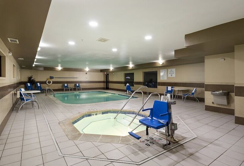هتل Holiday Inn Express Bloomington West, An Ihg
