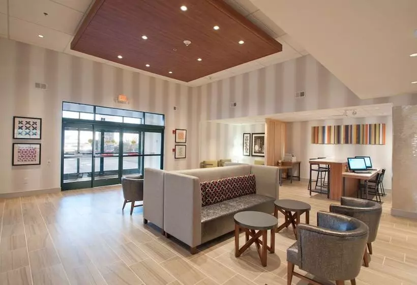 Отель Holiday Inn Express Quantico   Stafford, An Ihg