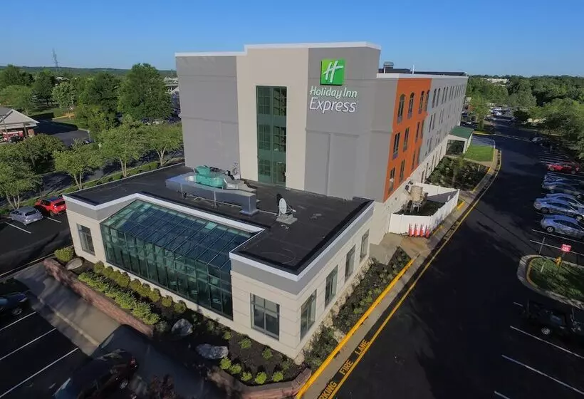 Отель Holiday Inn Express Quantico   Stafford, An Ihg