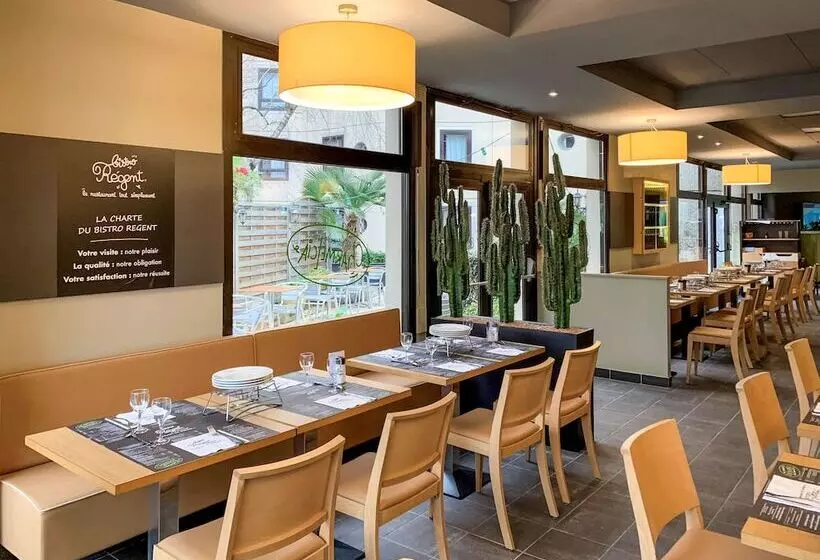 Отель Ibis Besançon Centre La City