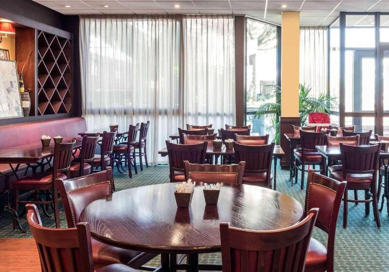 Отель Ibis Saint Gratien   Enghien Les Bains