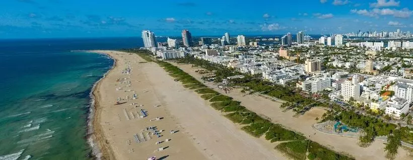 Leslie Hotel Ocean Drive