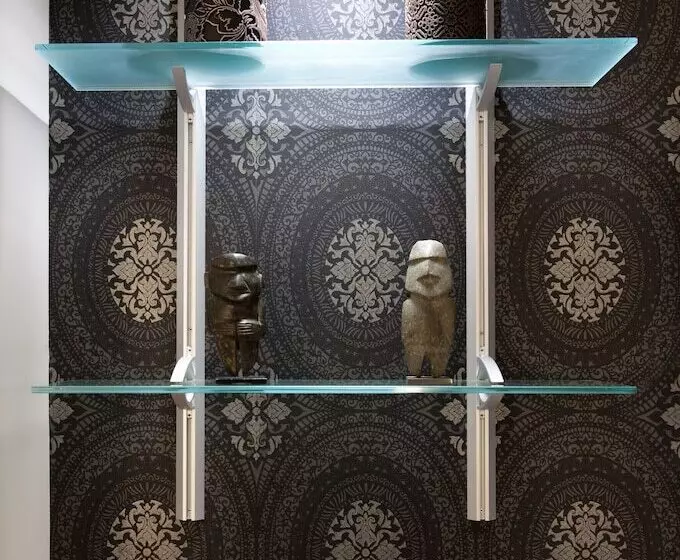 Leslie Hotel Ocean Drive