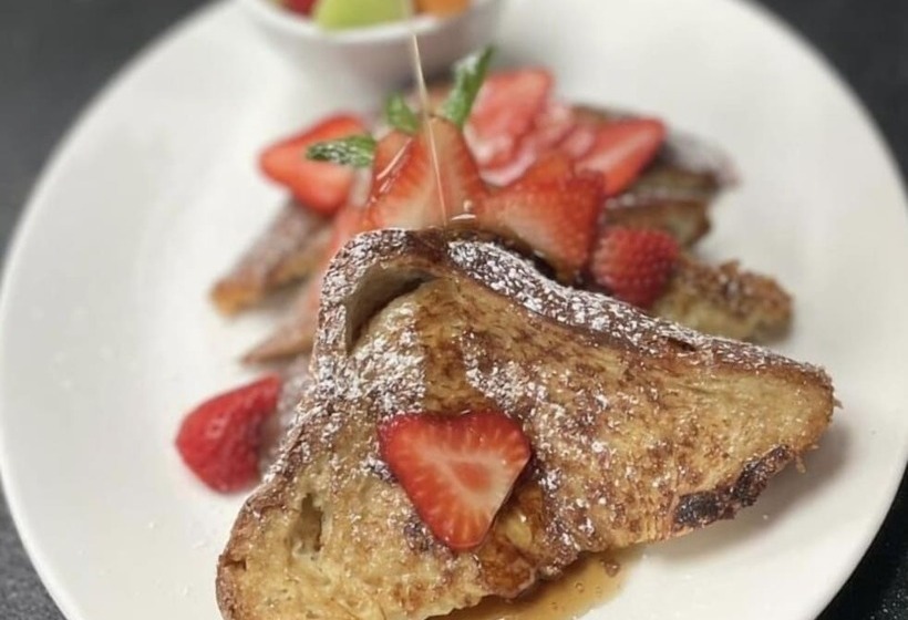 Leslie Hotel Ocean Drive