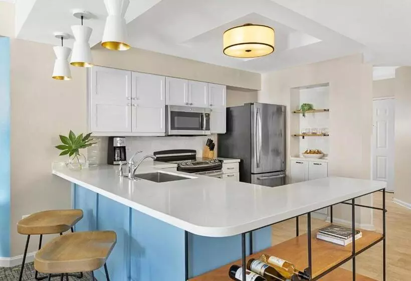 Отель Marriott's Barony Beach Club