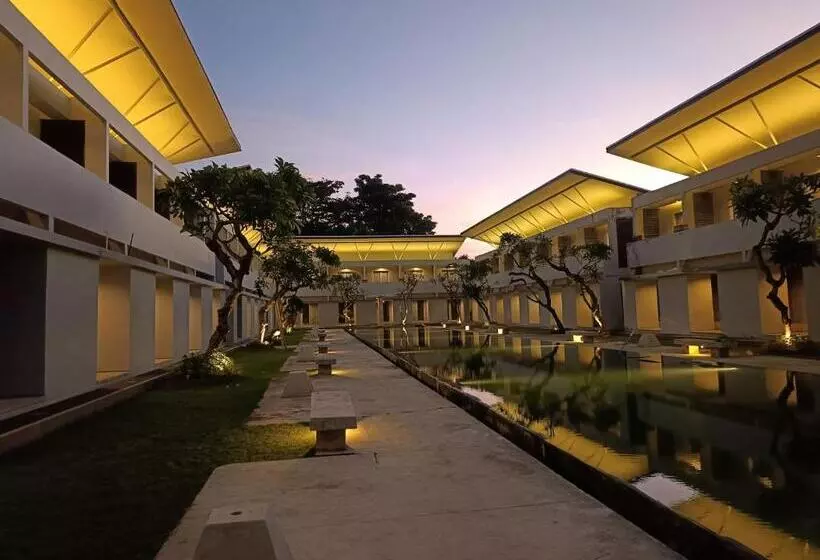 酒店 Kuta Living By Kamara