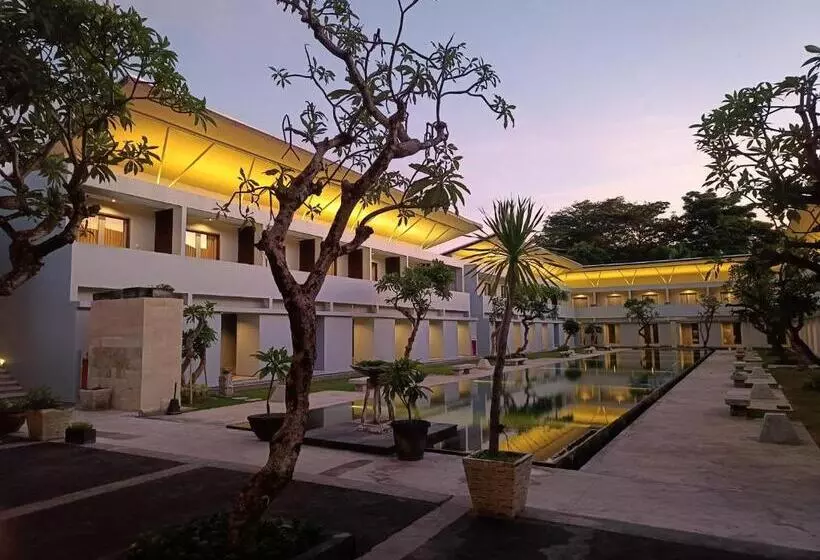 酒店 Kuta Living By Kamara