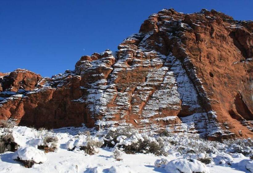 Otel Red Mountain Resort