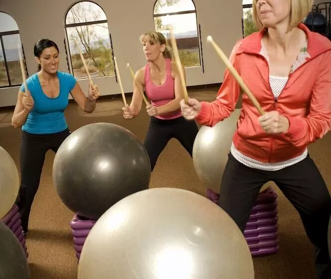 Отель Red Mountain Resort