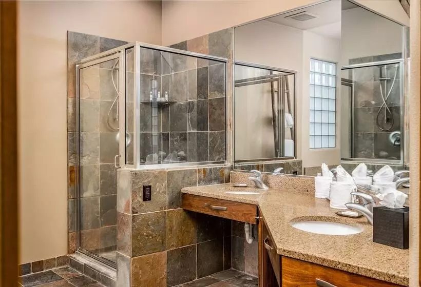 Отель Red Mountain Resort