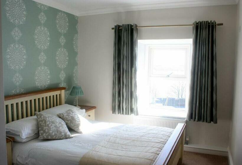 בית מלון כפרי Roundstone House