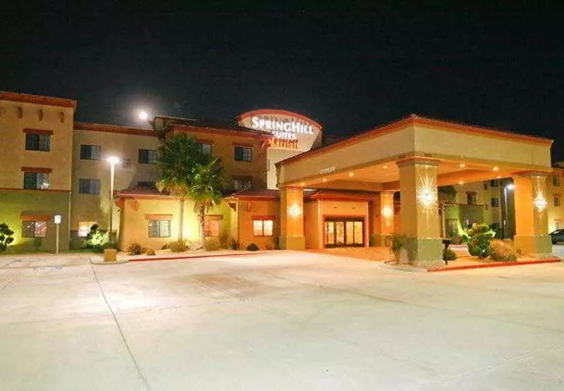 Отель Best Western Hesperia Victorville Suites