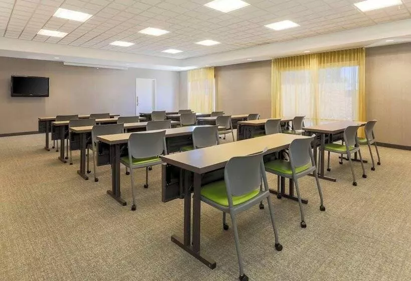 هتل Springhill Suites By Marriott Yuma