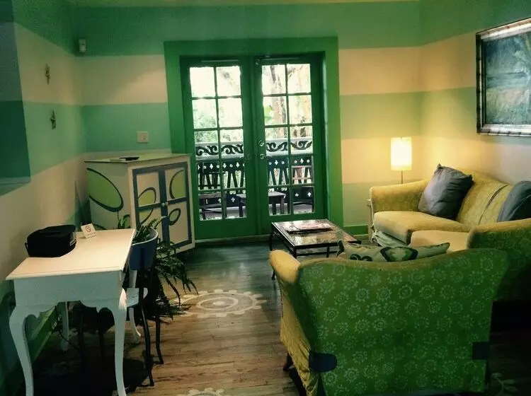 Отель Sundy House