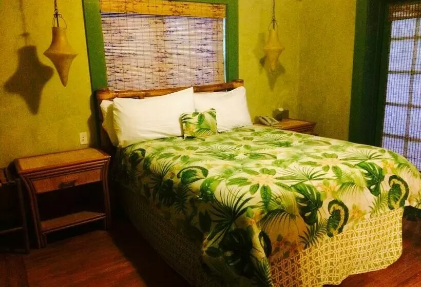 Отель Sundy House