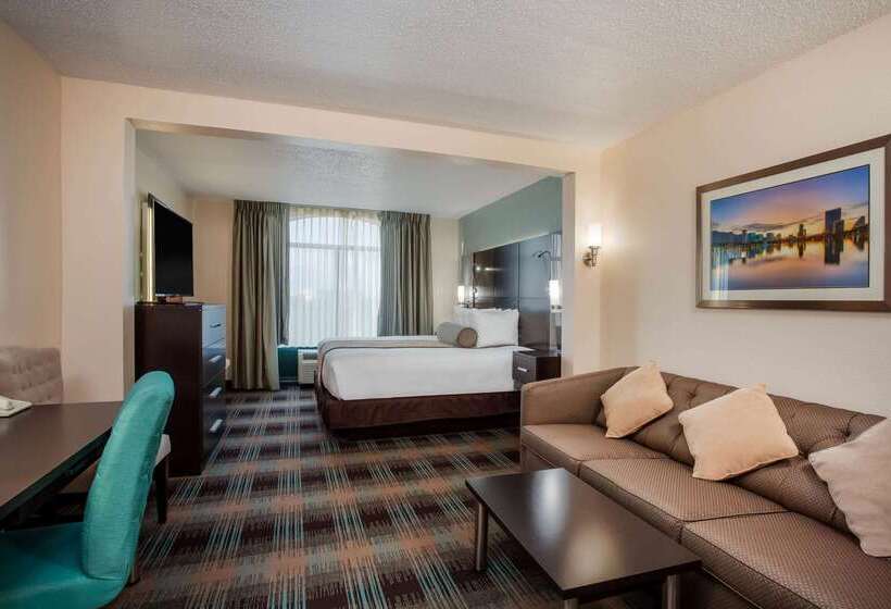 酒店 Wingate By Wyndham   Orlando International Airport  Free Hot Breakfast