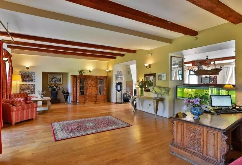 Romantic Hotel Mlýn Karlstejn