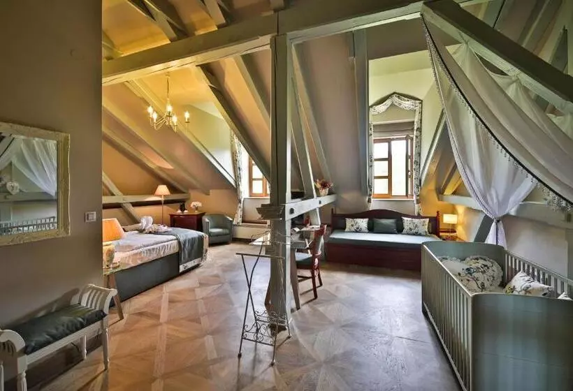 Romantic Hotel Mlýn Karlstejn