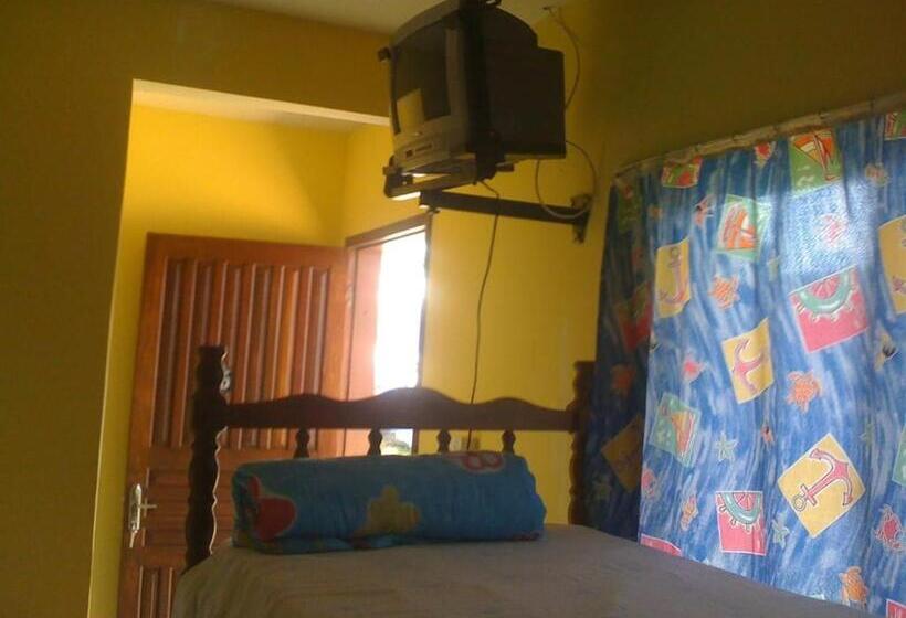 Hostel Pousada E Lanchonete Crisar