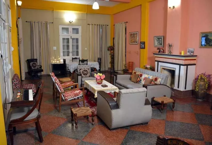 Aamiaismajoitus (B&B) Solan Retreat