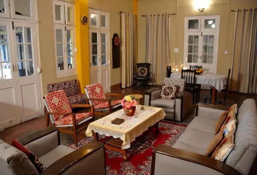 Aamiaismajoitus (B&B) Solan Retreat