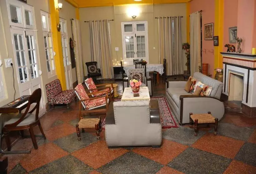 Aamiaismajoitus (B&B) Solan Retreat