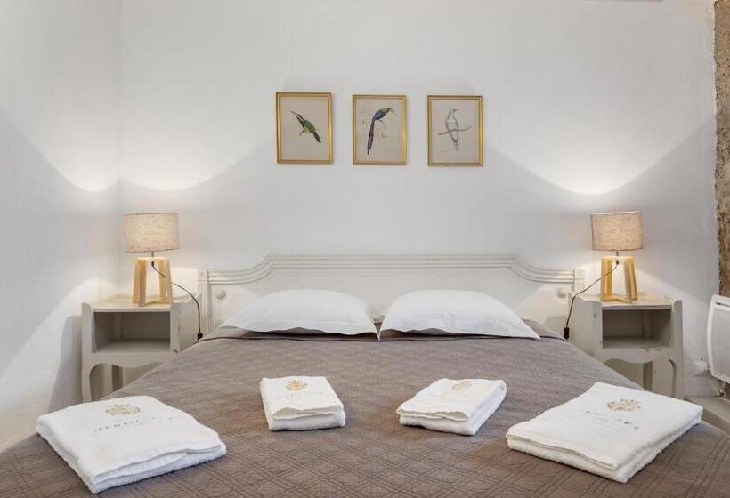 Château Hermitage De Combas