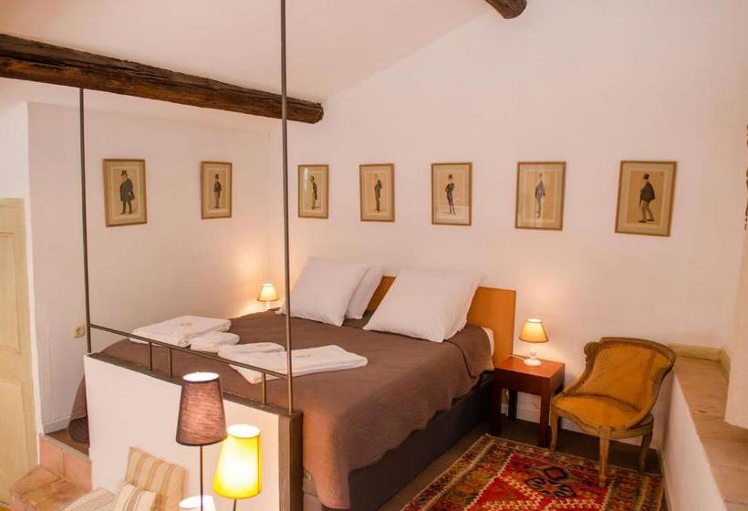 Château Hermitage De Combas