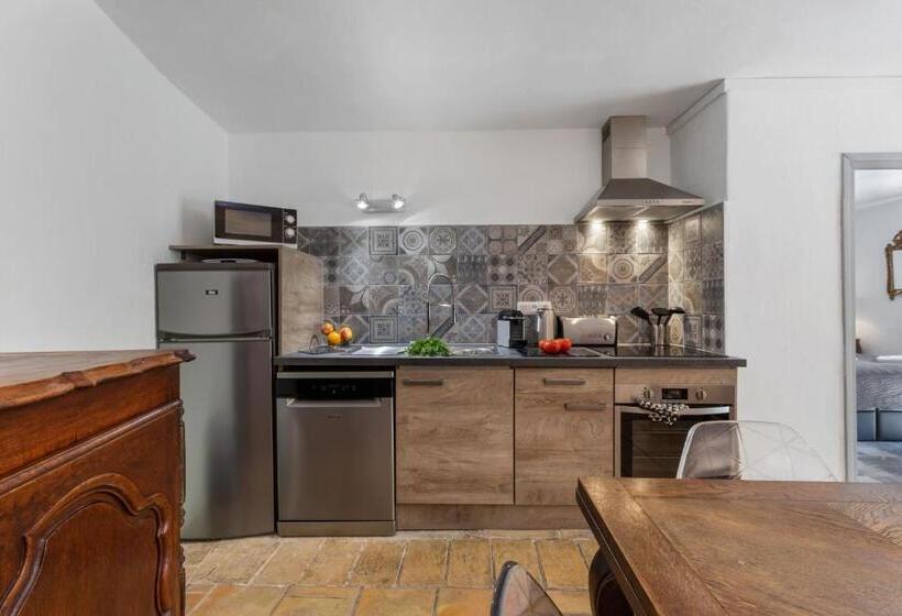 Château Hermitage De Combas