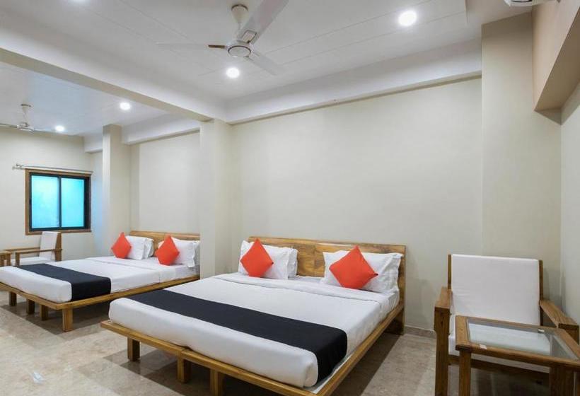 Capital O 66898 Hotel Temple View