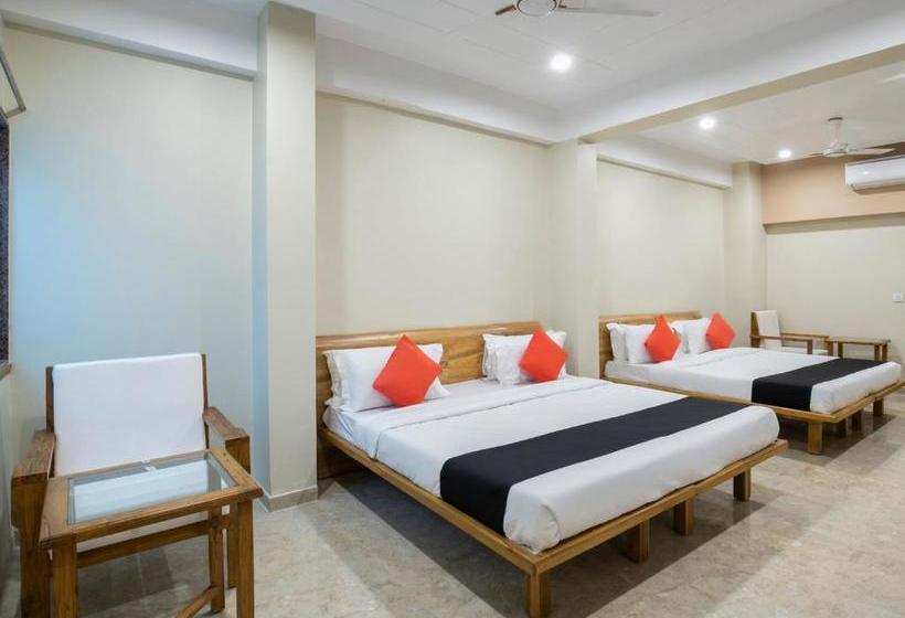 Capital O 66898 Hotel Temple View