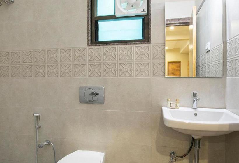 Capital O 66898 Hotel Temple View