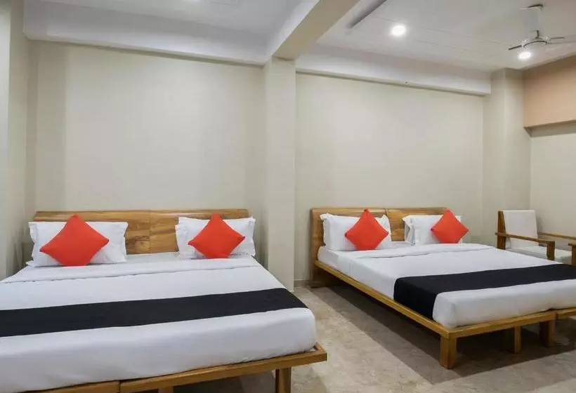 Capital O 66898 Hotel Temple View